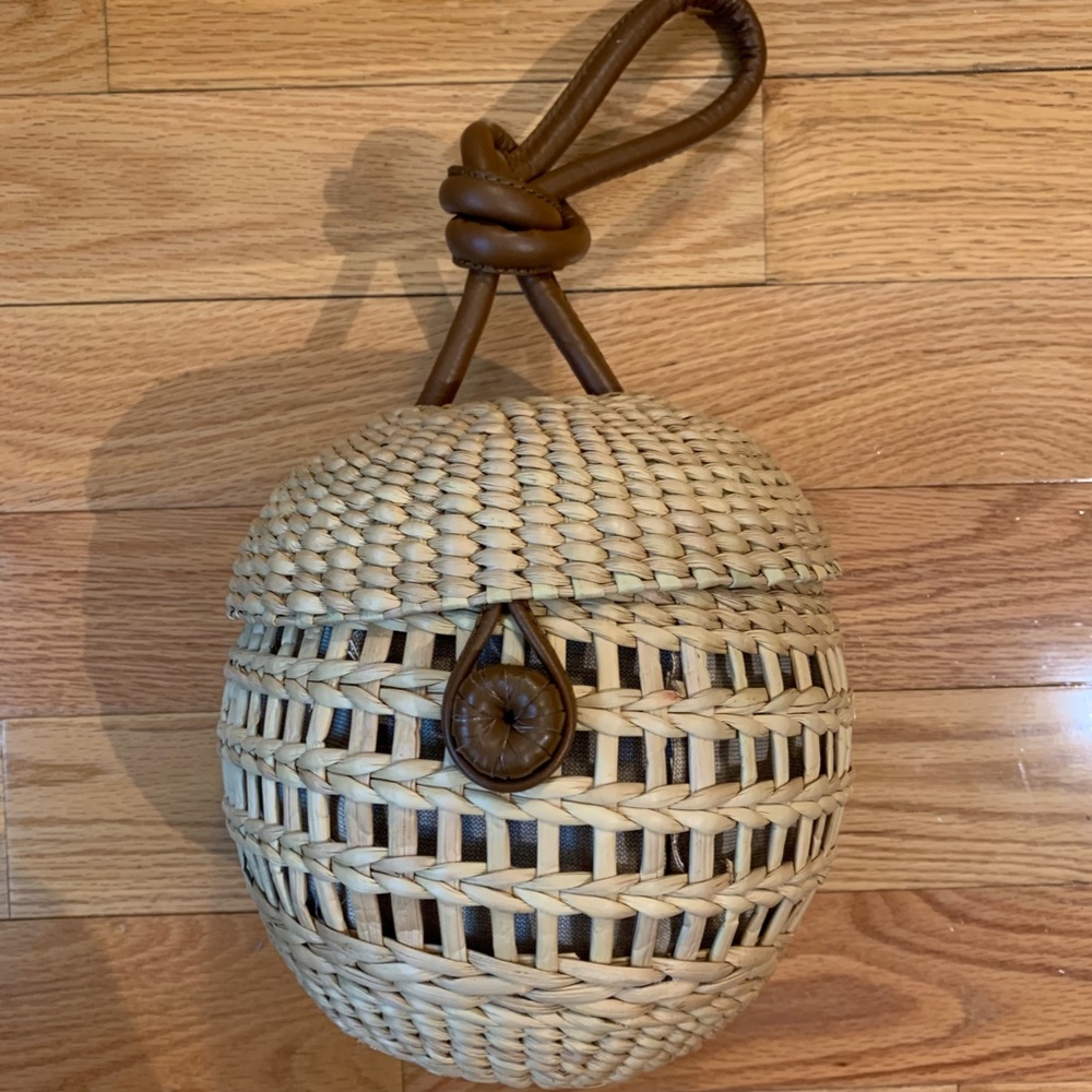 Poolside Wicker Handbag